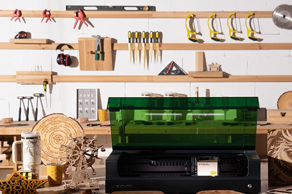 Super für die Werkstatt Gravieren Sie verschiedene Kundenwünsche auf Werkzeug & Co