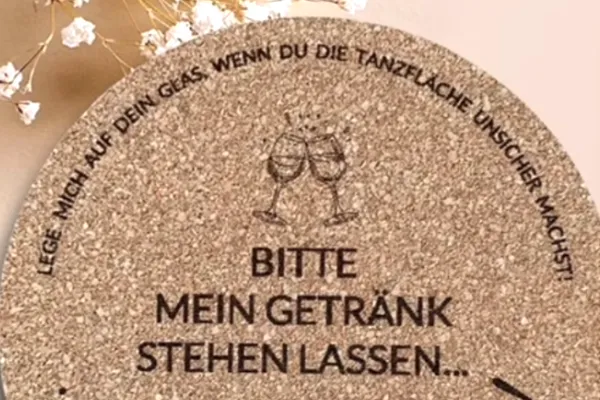 Elas Kreativstube ist ein geschätzter Laserlink Kunde und erstellt unterschiedlichste personalisierte Produkte mit Ihrem Laser her.