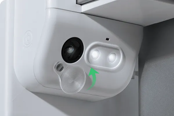 Sollten Sie die Kamera gerade nicht benötigen oder auf die Überwachung Ihres 3D-Drucks verzichten wollen, können Sie jederzeit den integrierten Sichtschutz verwenden.