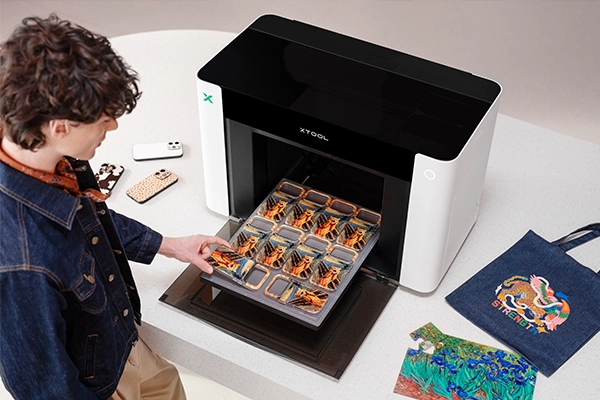 Entdecken Sie jetzt die Möglichkeiten mit dem xTool Omni O1 Drucker